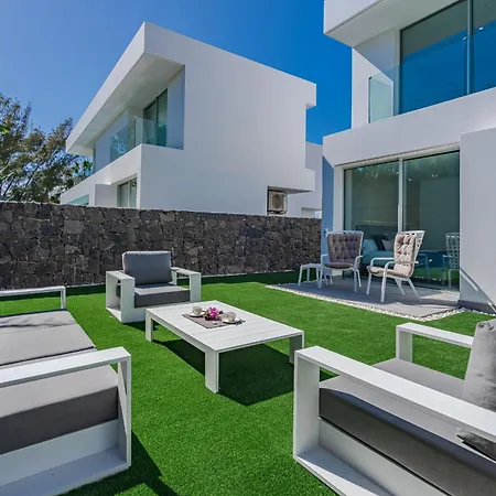 Estandar 2 - Casangular By Upper